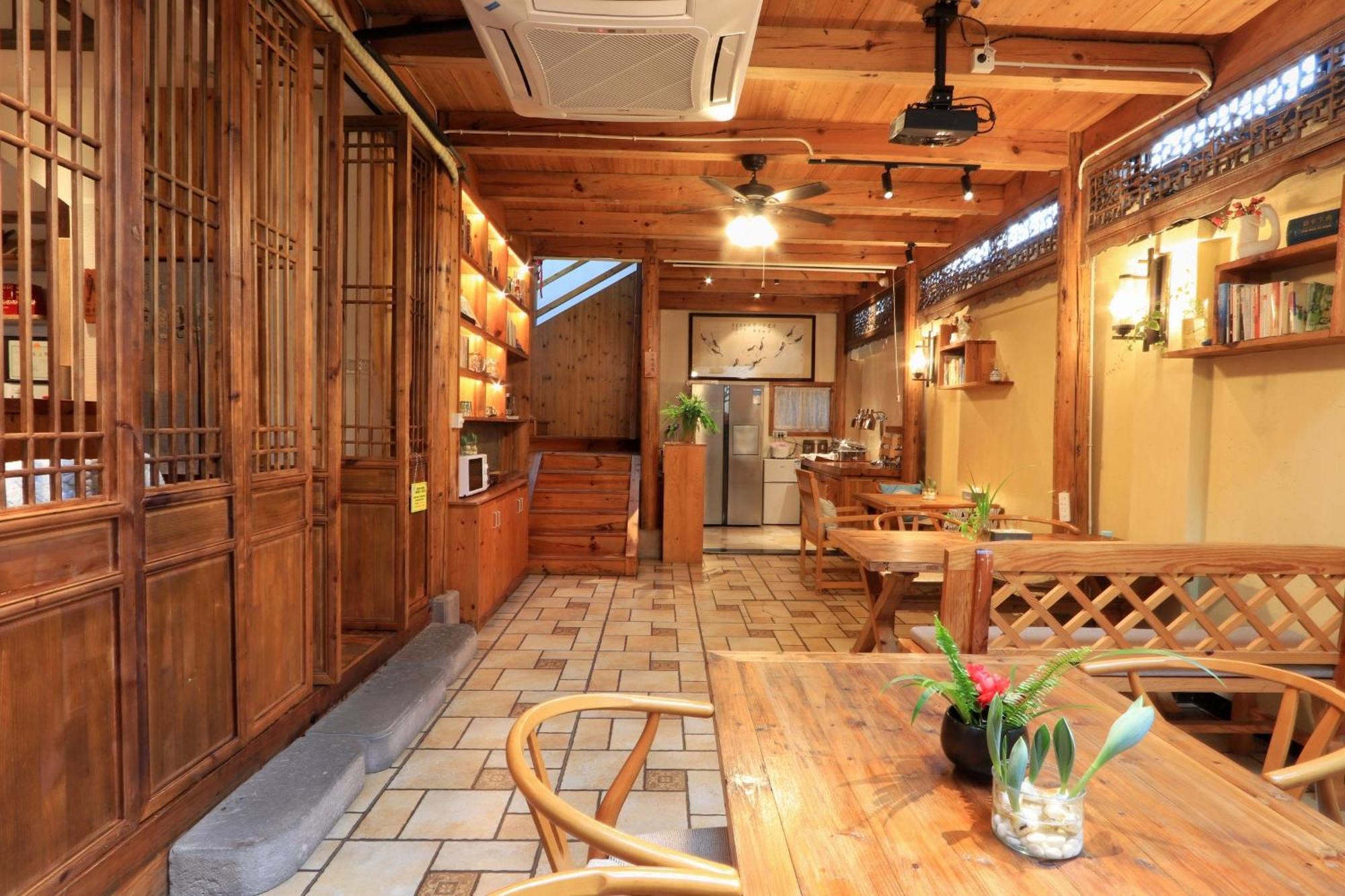 Mild Spring Boutique Hotel Montes Huang Exterior foto